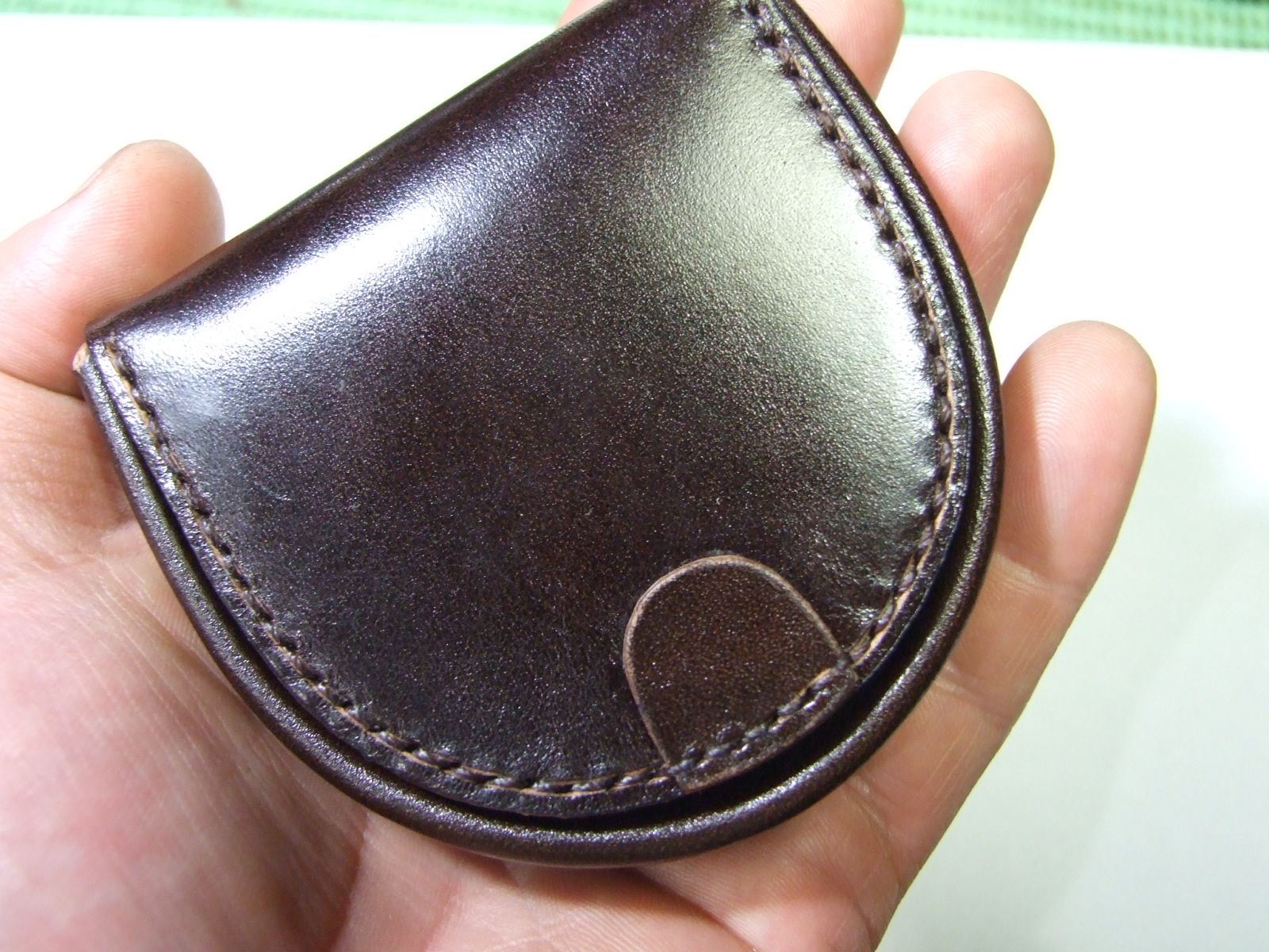 HORWEEN シェルコードバン 馬蹄型コインケースの+inforsante.fr